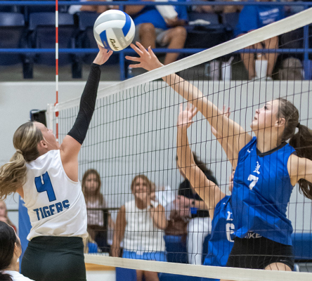 Stockton sophomore Brooklyn Couse vs. Lincoln