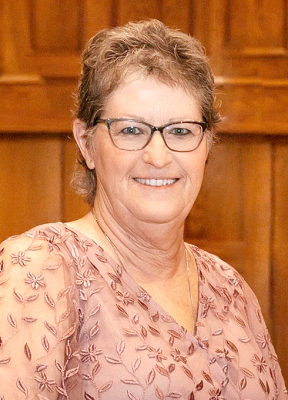 Laura Fellhoelter