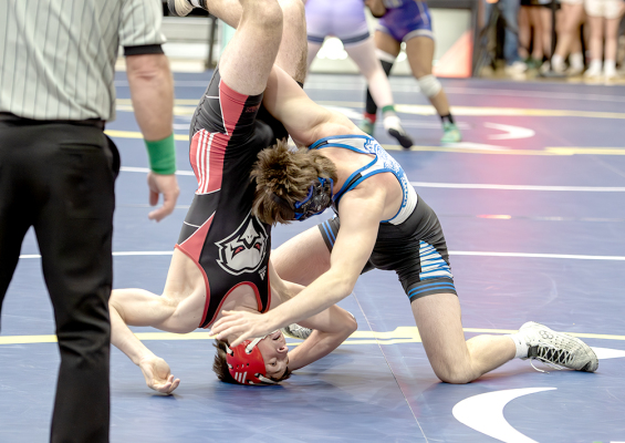 Emerson Lowry vs. Kade Osborn of Kingman