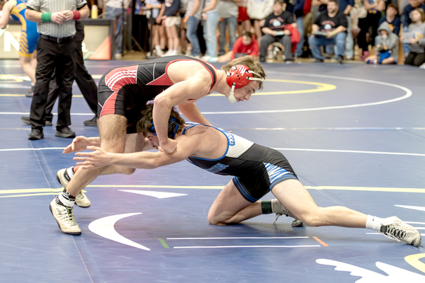 Emerson Lowry vs. Kade Osborn of Kingman — State Tournament in