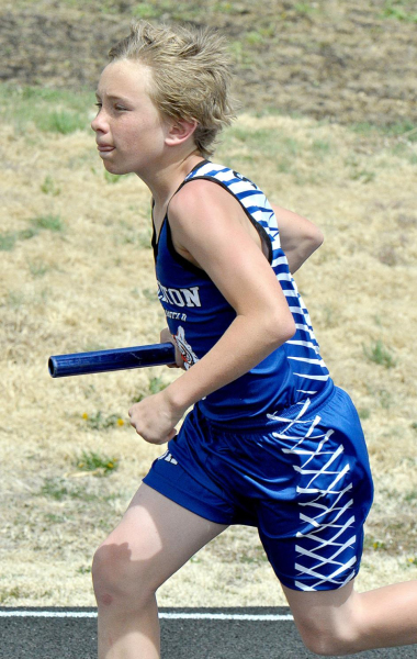 Vince Thayer — 4 x 400 Meter Relay