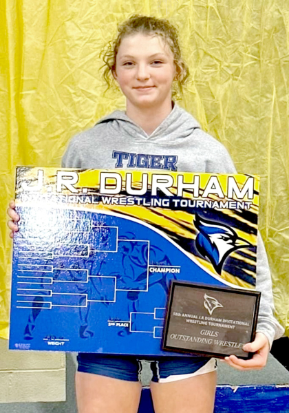 Ashlyn Hahn (1st) | Girls Outstanding Wrestler