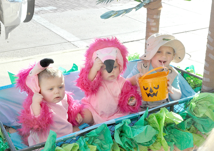 Estes, Elise and Declan Hahn
