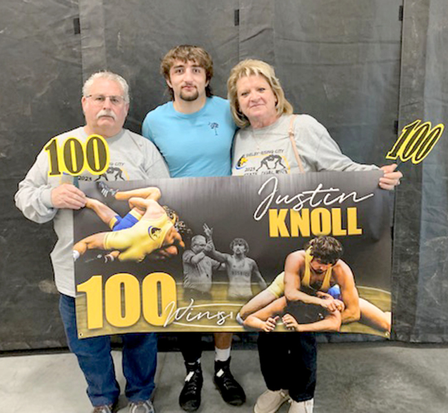 DAN AND DAWN KNOLL OF STOCKTON shared the joy of their grandson’s recent milestone. Justin Knoll, a senior at Shelby-Rising City High School in Nebraska, reached 100 career high school wins last Saturday in Kearney, Neb.