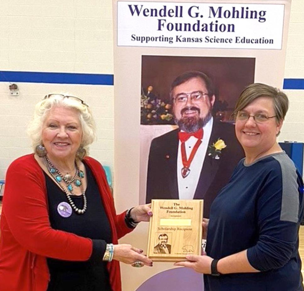 ANDREA DIX, the winner of the 2021 Wendell G. Mohling Foundation Scholarship, received a $1,000.00 check and a plaque from founder Carol Mohling during a school assembly on Wednesday, October 27th.