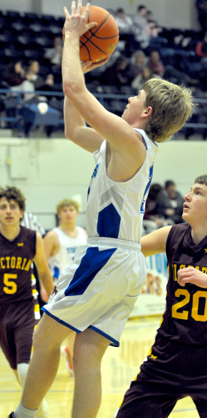Hayden Hilbrink vs. Victoria HS Boys