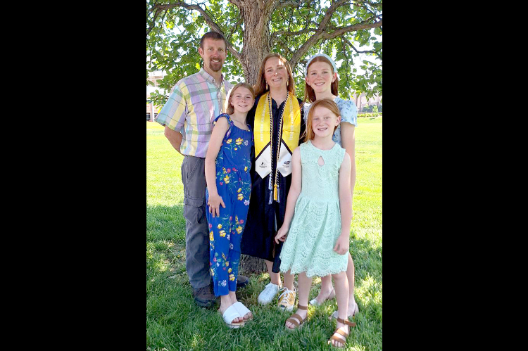 SGS TEACHER ERIN DIBBLE is ready for the school year! Here she is pictured with her family (from left) Derry, Joree, Erin, Eloree, and Omree.