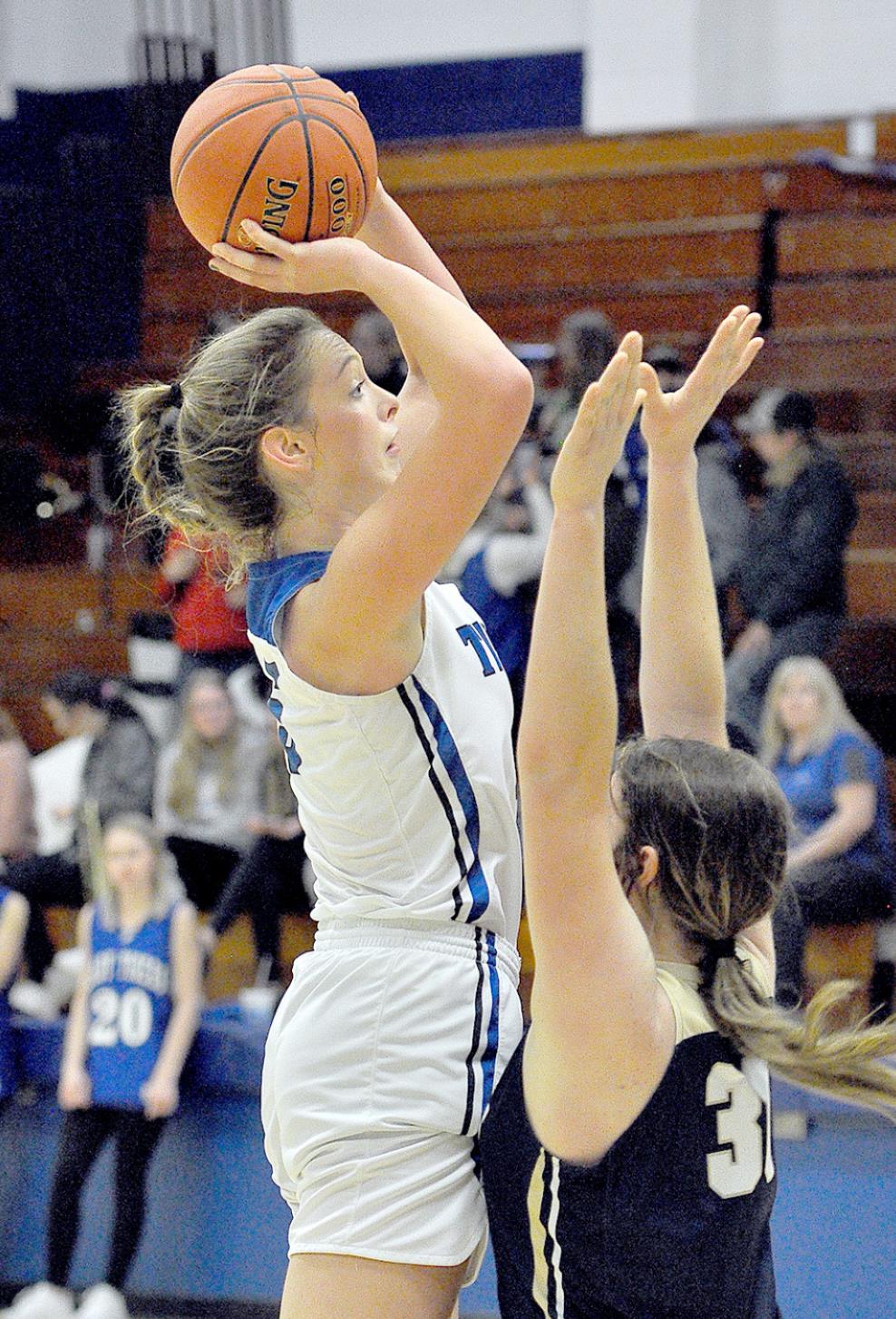 Olivia Dix vs. Phillipsburg