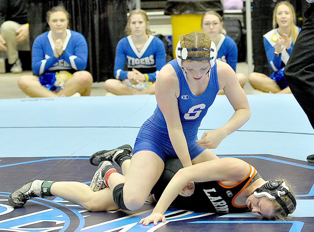Ashlyn Hahn vs. Reese Watkins of Larned