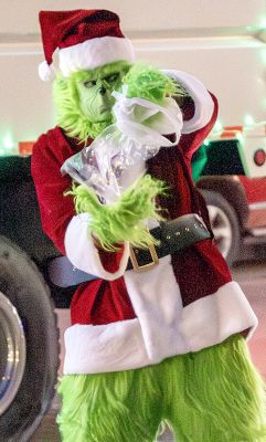 The Grinch Olde Tyme Christmas Parade
