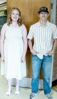 SHS’s Junior Ushers Brenna Odle and Lincoln Keller