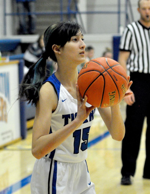 FRESHMAN JALIA CREIGHTON