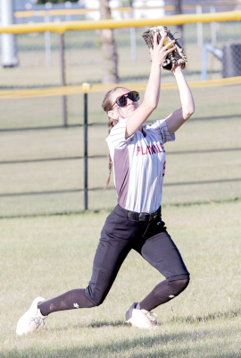 Calliegh Witt catches a fly ball to left against Ellis/Quinter