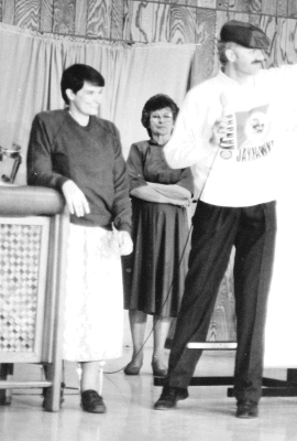 CHALLENGES OR MATCHING DONATIONS during Stockton’s 1989 United Fund Telethon was part of the evening of fun. Deirdre Moore and Doug Moore joined in the fun for one of the challenges. Margarete Lowe is pictured in the background, and everyone remembers her as the official “Barrel Roller” for most, if not all, of the Telethons.