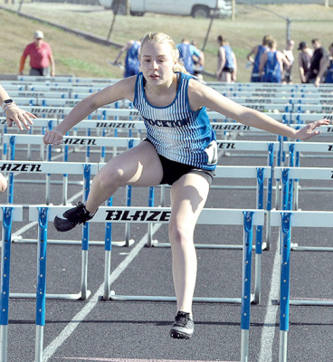 Saj Snyder — 100M Hurdles — Stockton Meet