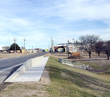 THE NEWLY CONSTRUCTED U.S. Highway 24 bridge just west of Stockton includes a wide sidewalk, allowing pedestrians to cross safely without walking near highway traffic.