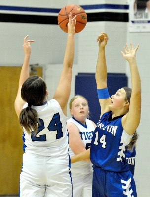 Shae Yohon with Brenna Odle vs. Norton