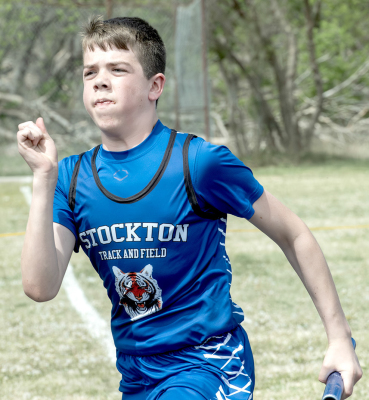 Hudson Kriley 4 x 100 at the Stockton JH Meet
