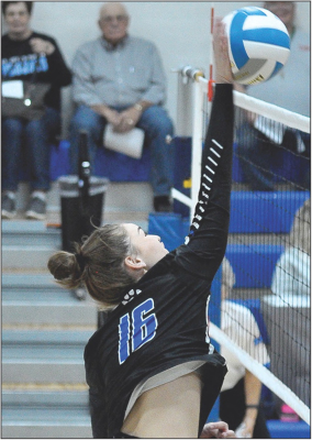 AUBREY KESLER puts down a spike for a point in Stockton’s substate win over Natoma last Saturday at Beloit-St. John’s/Tipton.