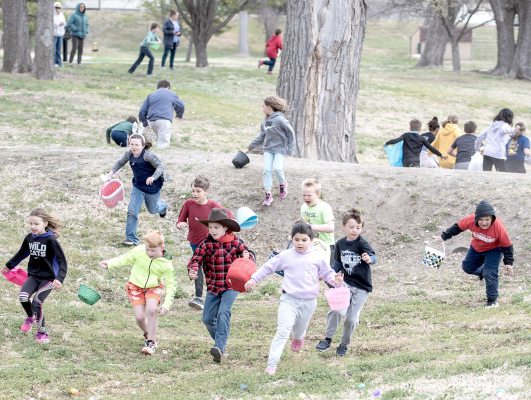 THREE,TWO, ONE...GO! Kids had a lot of fun at the Sigma Phi ESA Easter Egg Hunt last Saturday.