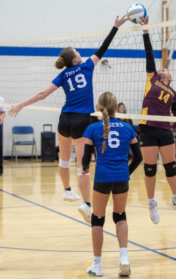 Brooklyn Couse (#19) and Harper Lowry (#6) vs. Osborne JH