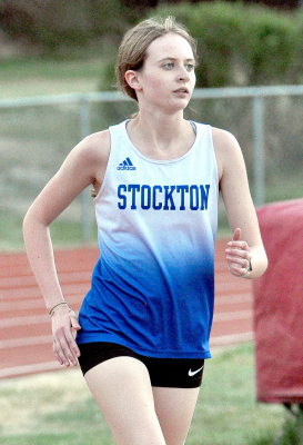 Cheyenne Hoeting | 3200M | Plainville Meet