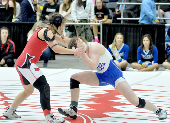 Ashlyn Hahn vs. Kiana Grandclair of Hoisington