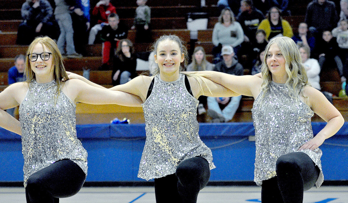 Ella Snyder, Ava Dix, and Karleigh Horn