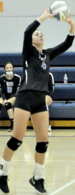 SENIOR CHLOE PLUMER