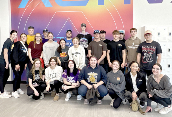 ENJOYING THEIR SENIOR TRIP to Kansas City were: (front row) Katlyn Couse, Shyanne Balthazor, Ryleigh Gardner, Rivver Long, Jozie Ludy, Breanna Fast, Lillie Ferguson; (middle row) Aubrey Kesler, Brin Muir, Ella Snyder, Ava Dix, Bodye Stithem, Ashlyn Hahn, Emerson Lowry, Cason Iwanski, Holden Burton, Deacon Creighton; (back row) Taylor Inglsbee, Kagan Dix, Jaxon Dunlap, Jack Gasper, Ryan Mongeau, and Kayden King.