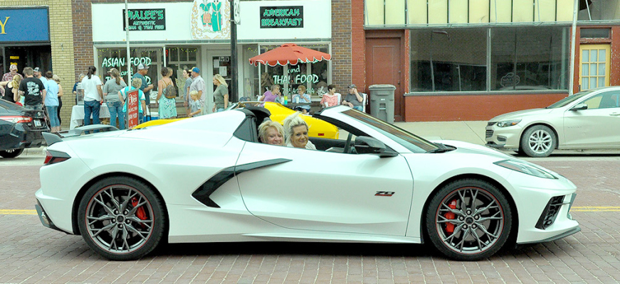Dawn Knoll &amp; Leslie Knoll at Cruise Night in Stockton on Friday, June 14th