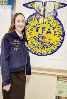 STOCKTON FFA MEMBER CAPPI HOETING