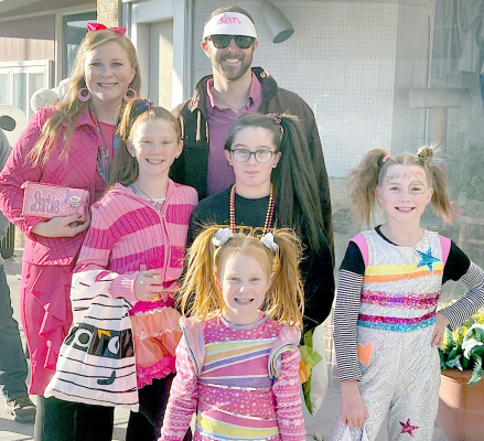 The Derry and Erin Dibble family (+1) at the Sigma Phi ESA Halloween Parade
