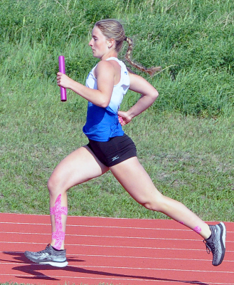 Ava Dix | 4 x 400 Meter Relay | Regionals