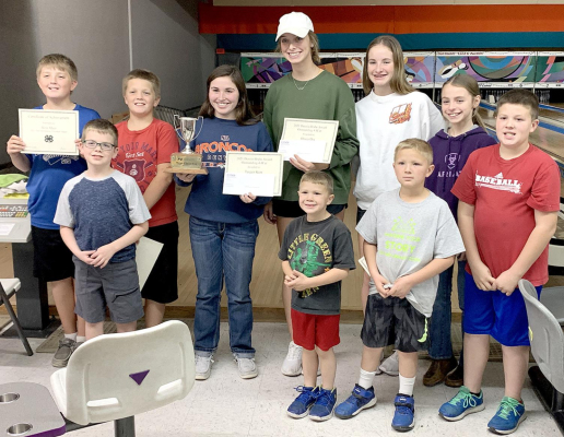 STAR 4-H CLUB MEMBERS recognized were: (front row, from left) Hudson Kriley, Grandon Mongeau, GraysonMongeau, Garrison Mongeau; (back row, from left) Damon Muir, Hudson Muir, Taigen Kerr, Olivia Dix, Ava Dix and Addison Dix.