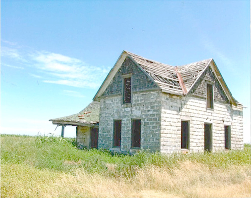 THIS PICTURE OF AN OLD ABANDONED FARMHOUSE IN ASH ROCK TOWNSHIP, submitted by Linda Melton, was the 2024 First Place Winner for the Farmstead Category in the Rooks County Historical Society’s Farm Photograph Contest. The Rooks County Fair Board has relocated the Contest categories to the 4-H and Open Class page on the Fair’s website. The Museum’s booth will be in McCaslin Hall during the Fair.