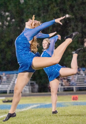 Striders Ella Snyder (foreground) and Karleigh Horn vs. Lakeside